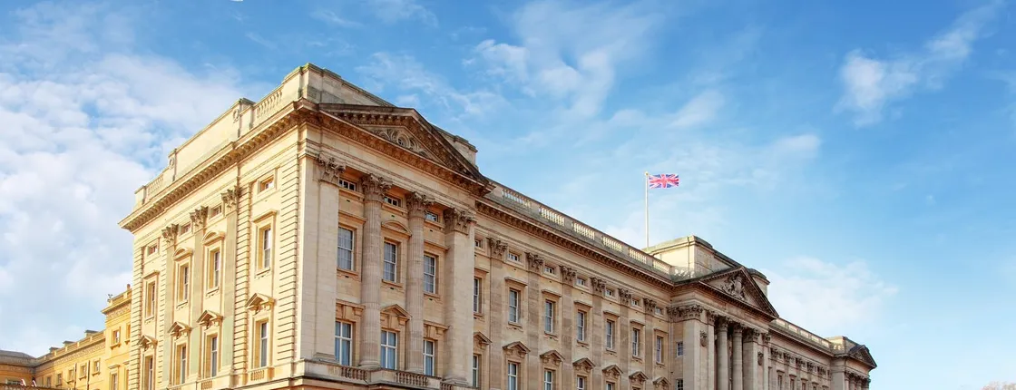 Premium tour of Windsor Castle and Buckingham Palace