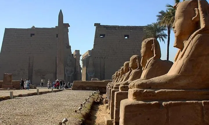 Luxor Private Guided Day Tour from Cairo by Flight Included Lunch