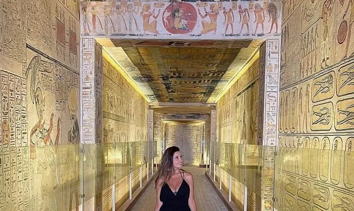 Private Luxor day Tour from Luxor Airport Including Boat Tour 