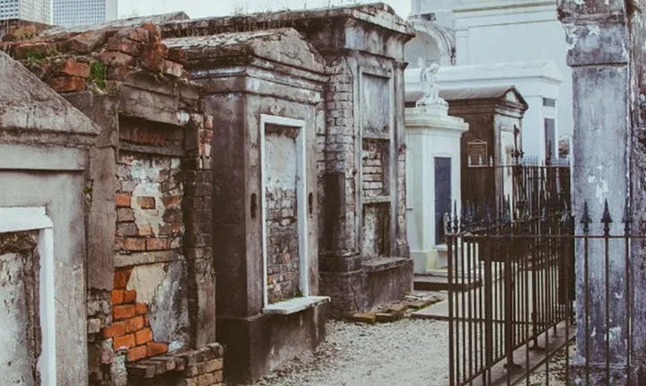Highights Of New Orleans: Voodoo & Cemetery Tour
