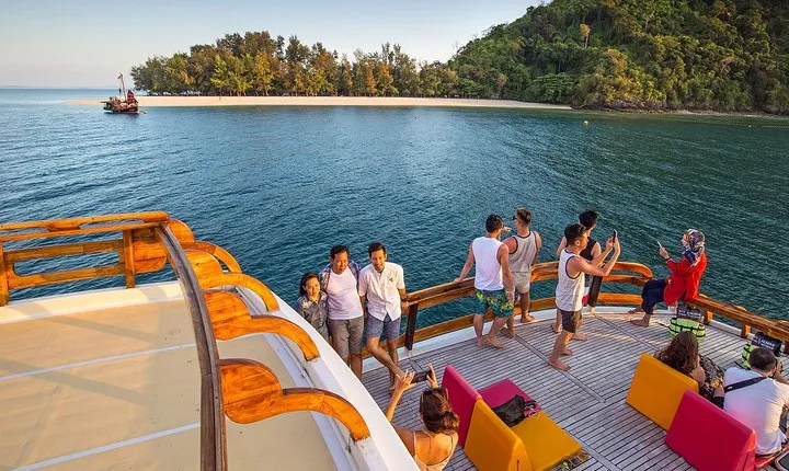 Krabi 4 Islands Sunset Cruise Dinner