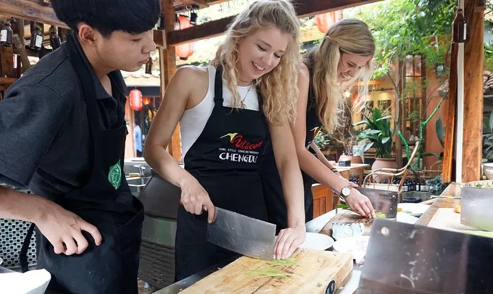 Half-Day Chengdu Cooking Class with Local Market Visit