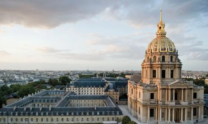  Paris Highlights Private Tour by Car – With Expert Driver-Guide 