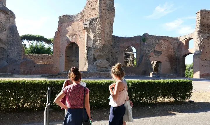 Rome: Small-Group Tour of Caracalla Baths and Circus Maximus