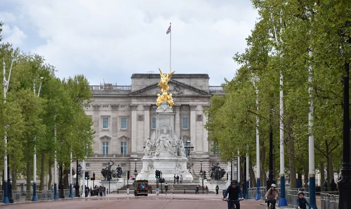 Private 2.5 Hour Taxi Tour of London - London's Greatest Bits!