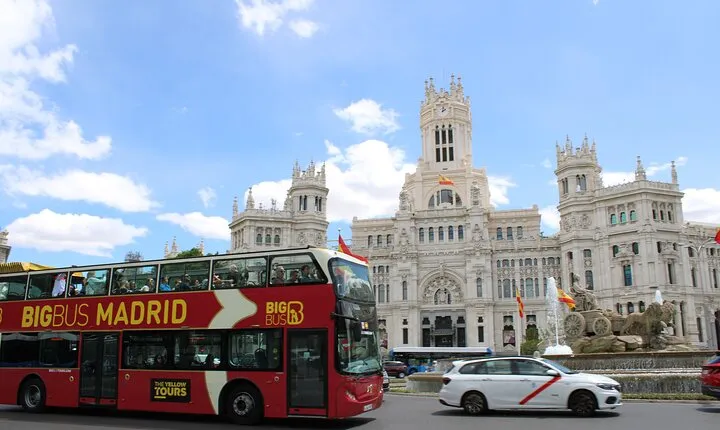 Big Bus Madrid Panoramic City Tour