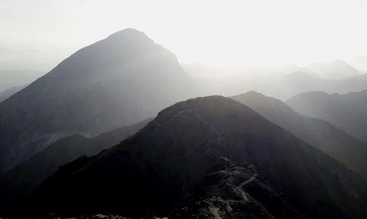 Trekking Three Summits