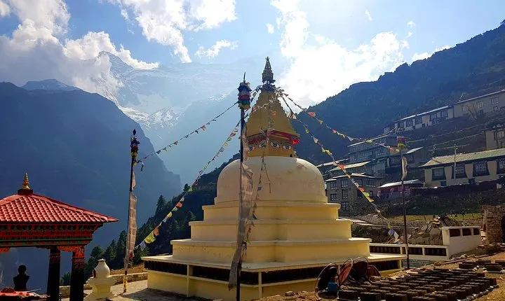 Everest Luxury Helicopter Trek - 5 days