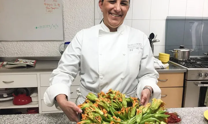 Private San Angel Tour & Cooking Class in Mexico City with Lucia