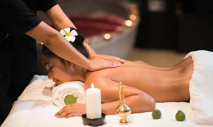 Aroma Therapy Massage, Relaxation therapeutic aromatherapy oil massages.