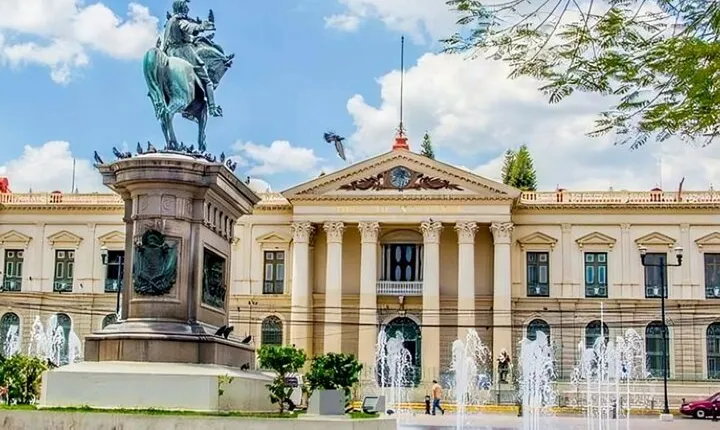 San Salvador Must-See Attractions Walking Tour With A Guide