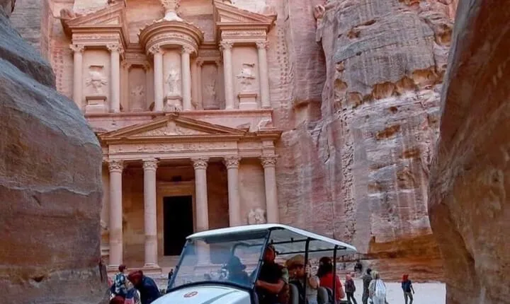 Full-Day Trip in Petra from Aqaba