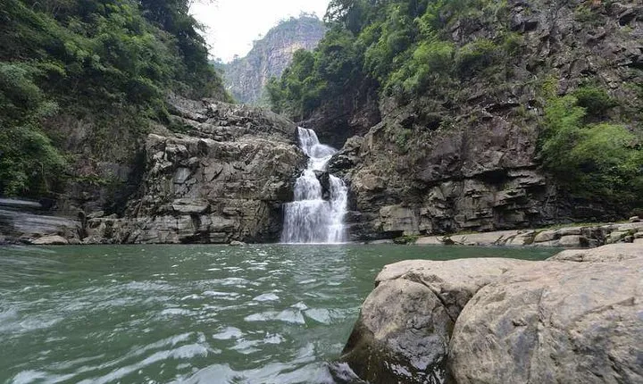 Private Day Tour to Guangdong Grand Canyon from Guangzhou