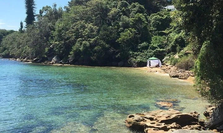 The Top Ten Hidden Harbour Beaches Tour with Jen