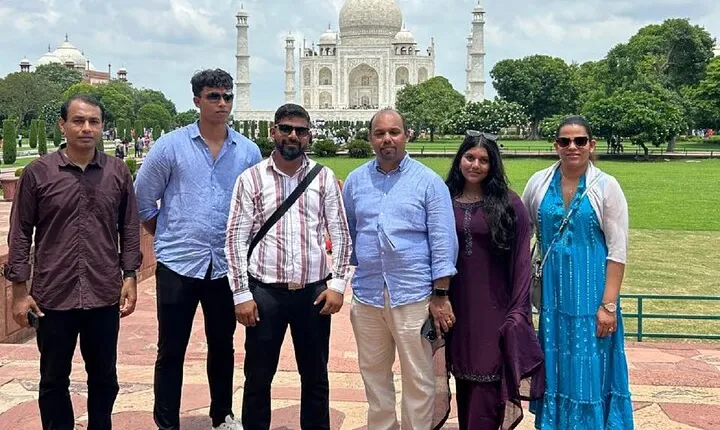 Taj Mahal Day Tour from Delhi by Superfast Train - TOP RATED TOUR