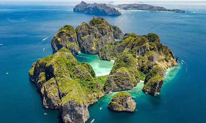 Phi Phi and Khai Islands Snorkeling Tour with Lunch by Speedboat