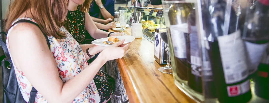 Market and tapas tour in Zaragoza