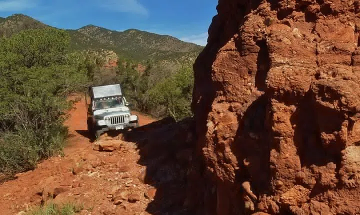 Red Canyon Loop Half Day Jeep Tour