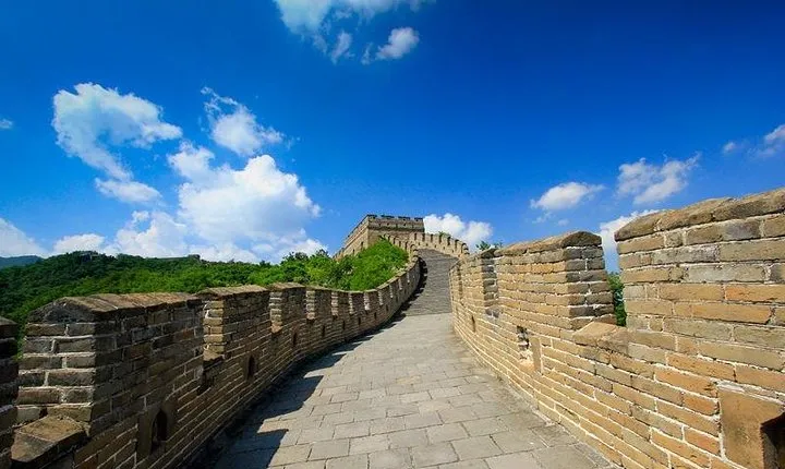 Beijing Private Tour of Mutianyu Great Wall, with Cable car up & Toboggan down