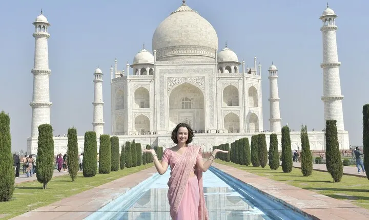 From Delhi: Same Day Taj Mahal & Agra Fort Tour
