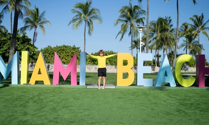 Kid-friendly Miami City Highlights Guided Tour for Families
