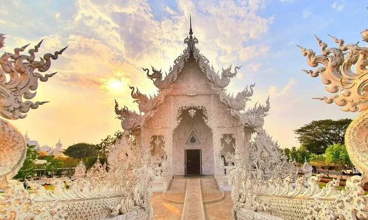 Chiangmai and Chiangrai Highlights (4 days)