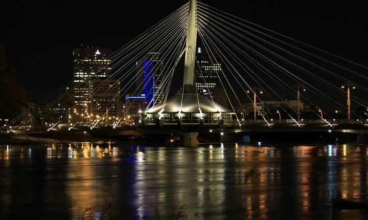 Winnipeg Like a Local: Customized Private Tour