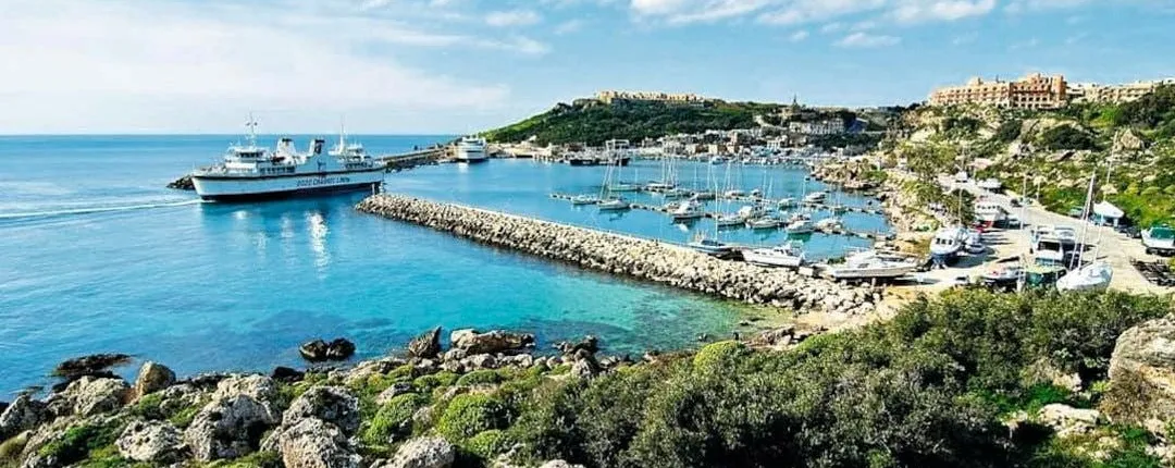 THREE ISLANDS - LAND & SEA