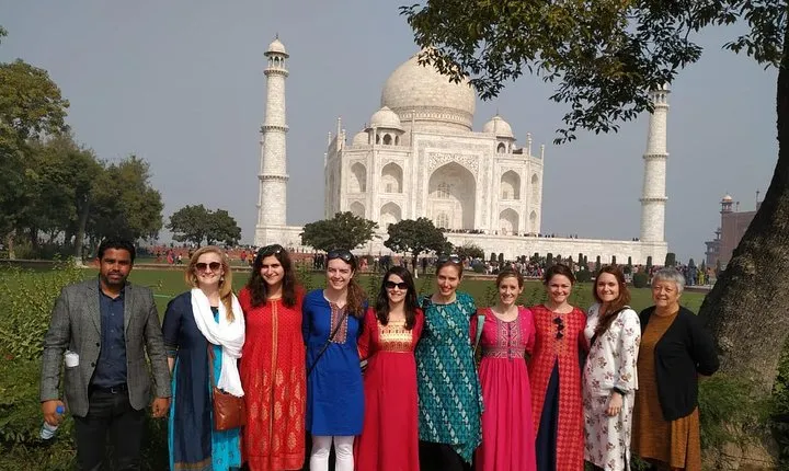 Taj Mahal & Agra Fort Group Tour From Delhi