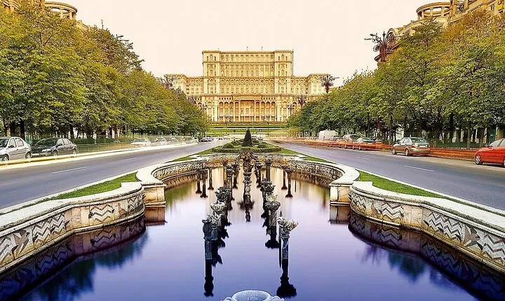Bucharest Highlights Walking Tour