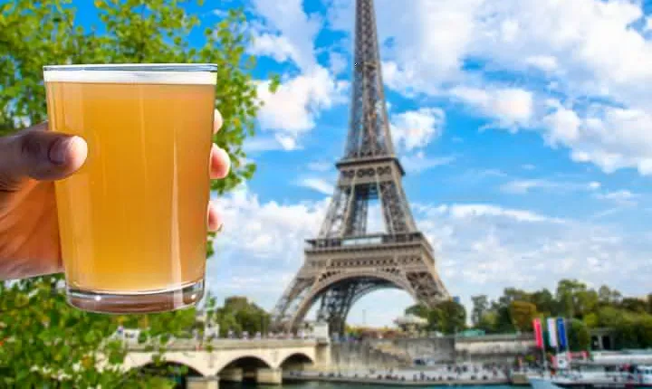 Private French Beer Tasting Tour in Paris Old Town 