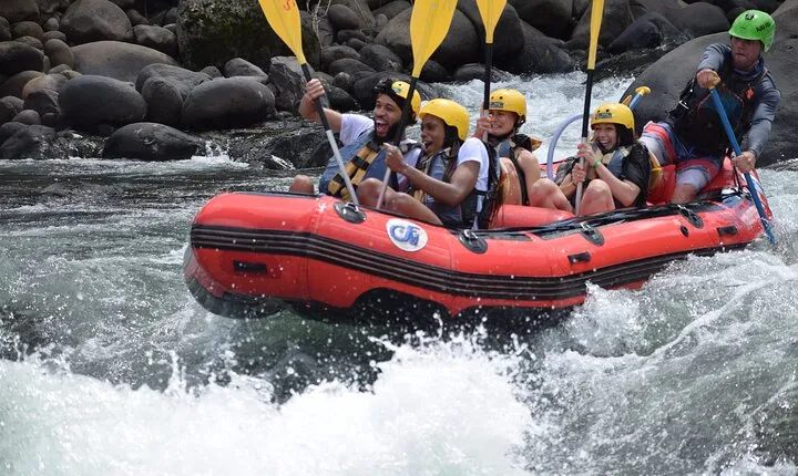Pacuare River White Water Rafting Adventure Tour, Costa Rica