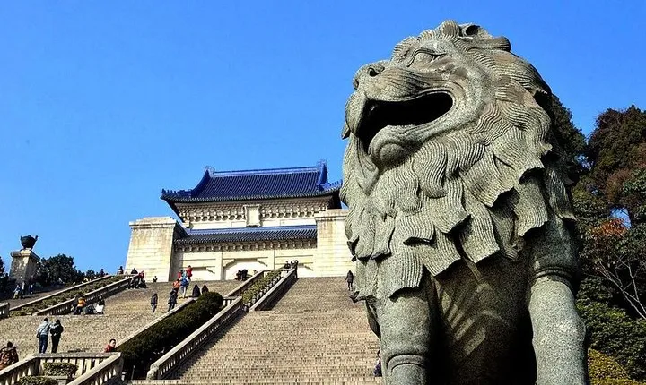 Private Day Tour: Nanjing City Highlights with Hotel or Railway Station Transfer
