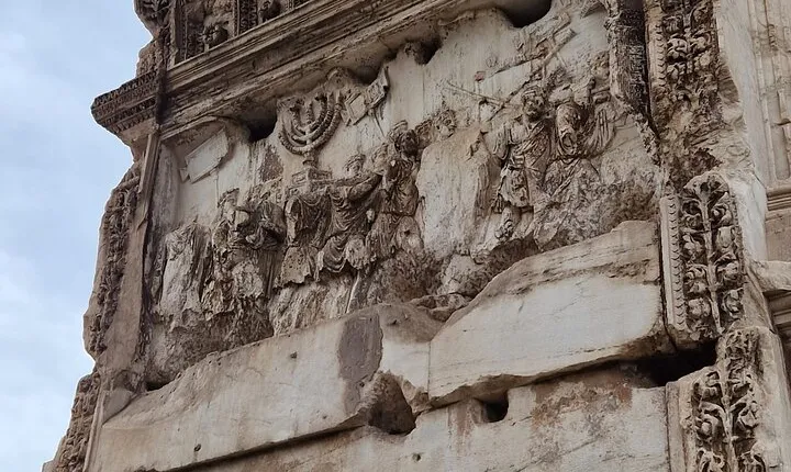 Private Jewish tour: Colosseum, Arch of Titus and Roman Forum