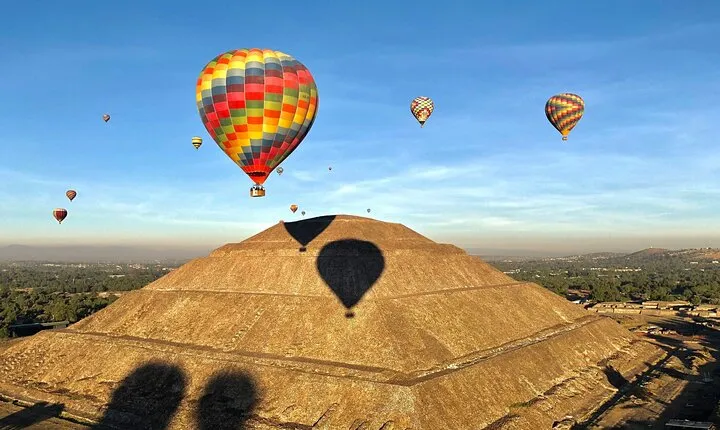 Hot Air Balloon Flight with Breakfast Cave and Pyramids Tour