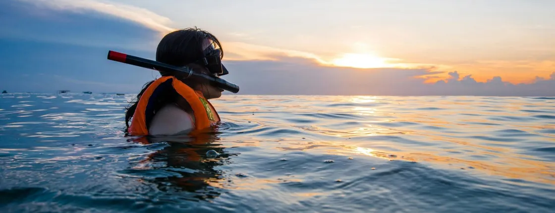 Snorkeling at Sunset with Aperitif