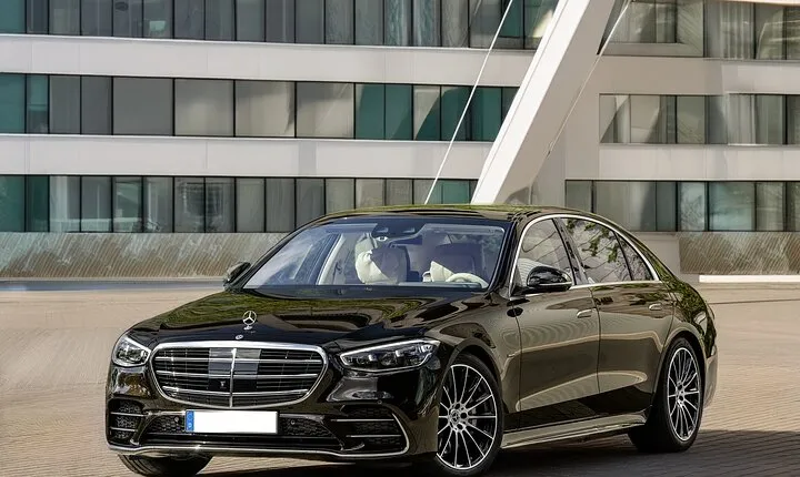 Private Transfer Between Rovaniemi Airport and City Centre