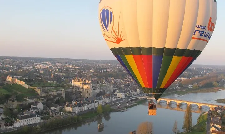 Hot-Air Balloon Ride over the Loire Valley, from Amboise or Chenonceau
