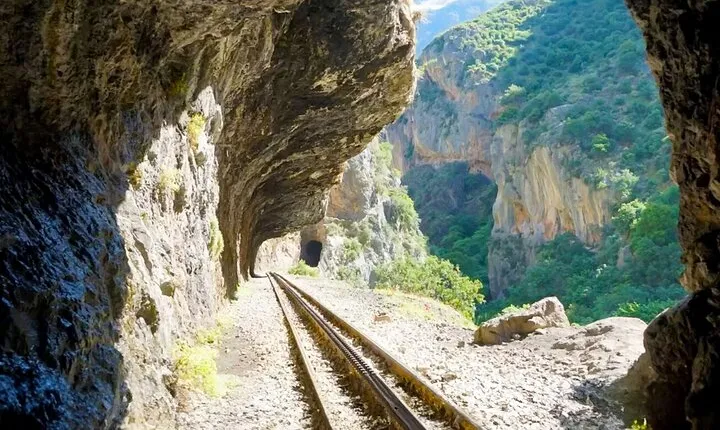 Private Tour From Athens to Mt. Helmos National Park Exploration