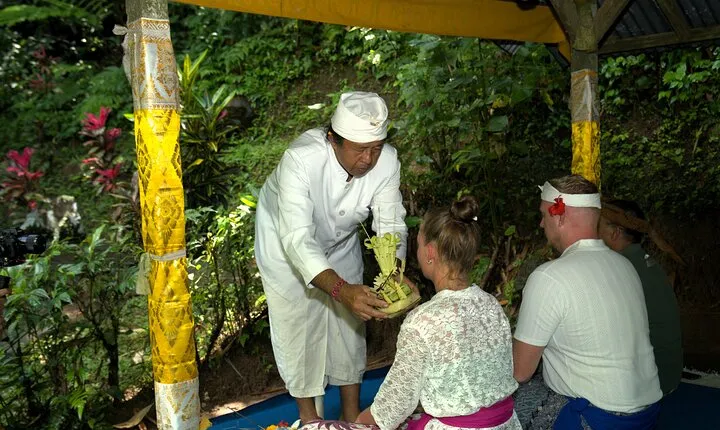 Spiritual Bali for Late Risers - Purification & Waterfall