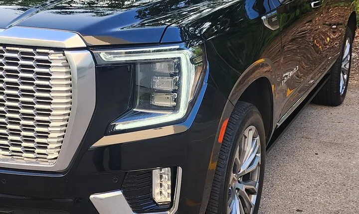 Luxury Limousine Transfers in Chicago