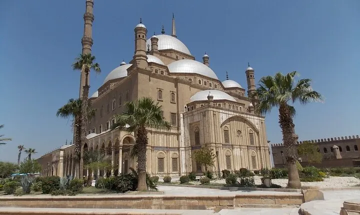 5 Days 4 Nights Cairo and Luxor by sleeping train tickets
