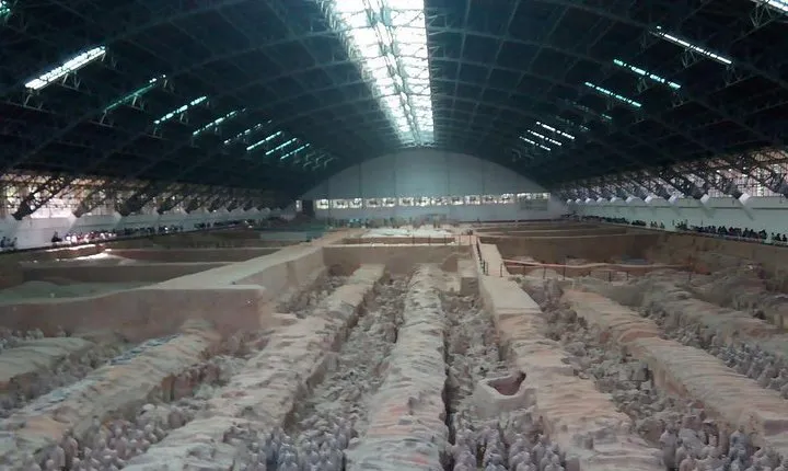 Private Xi'an Day Tour Of Terra-Cotta Warriors, City Wall And Muslim street