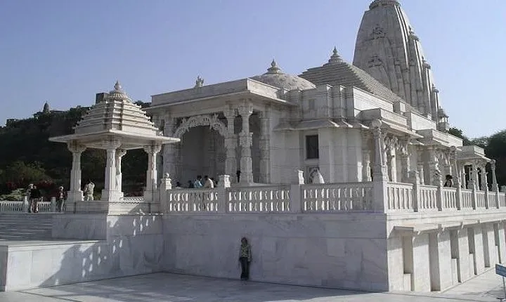 Private Jaipur City Tour From Delhi By Cab With Professional Driver 