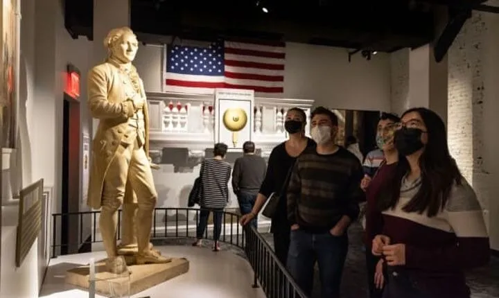 The Rise Museum and Best of Manhattan Tour