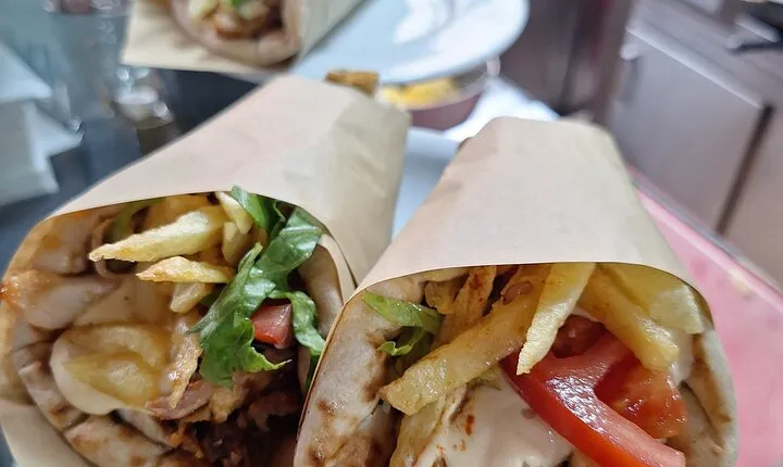 Street food tasting in the locals favorite hidden places