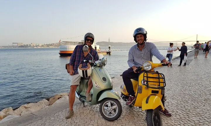Lisbon PRIVATE TOUR: Highlights & Hidden Gems