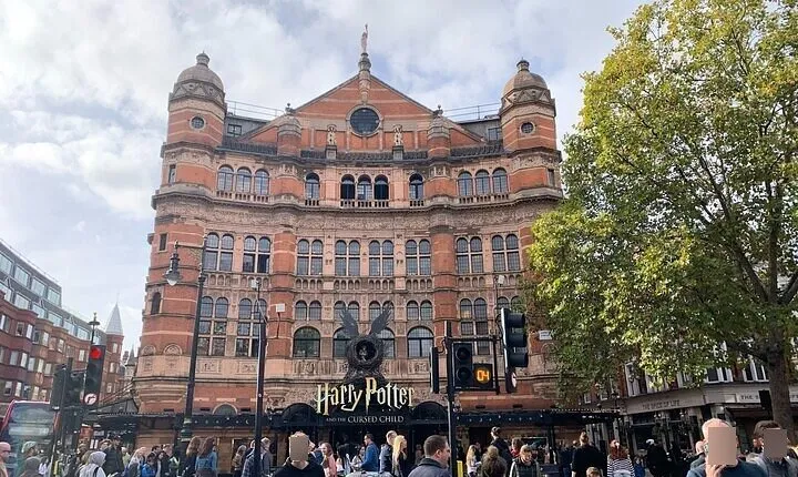 Private Guided Tour of Harry Potter Locations - English/ Italian