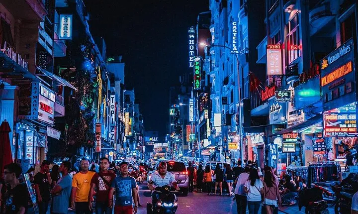 Saigon By Night Jeep Tour: Discover the French Colonial Charm
