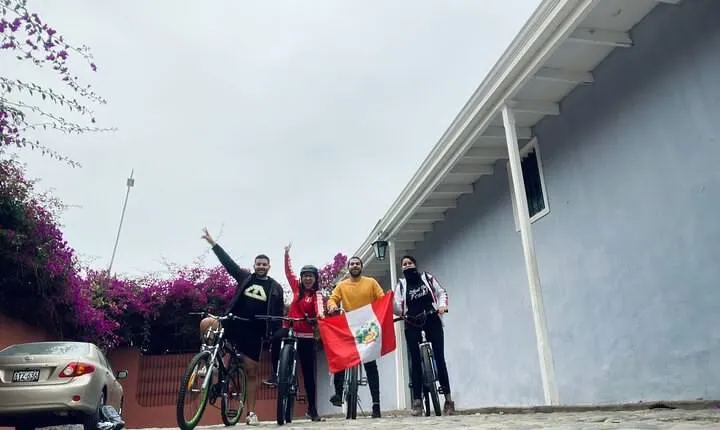 Miraflores and Barranco Private Bike Tour